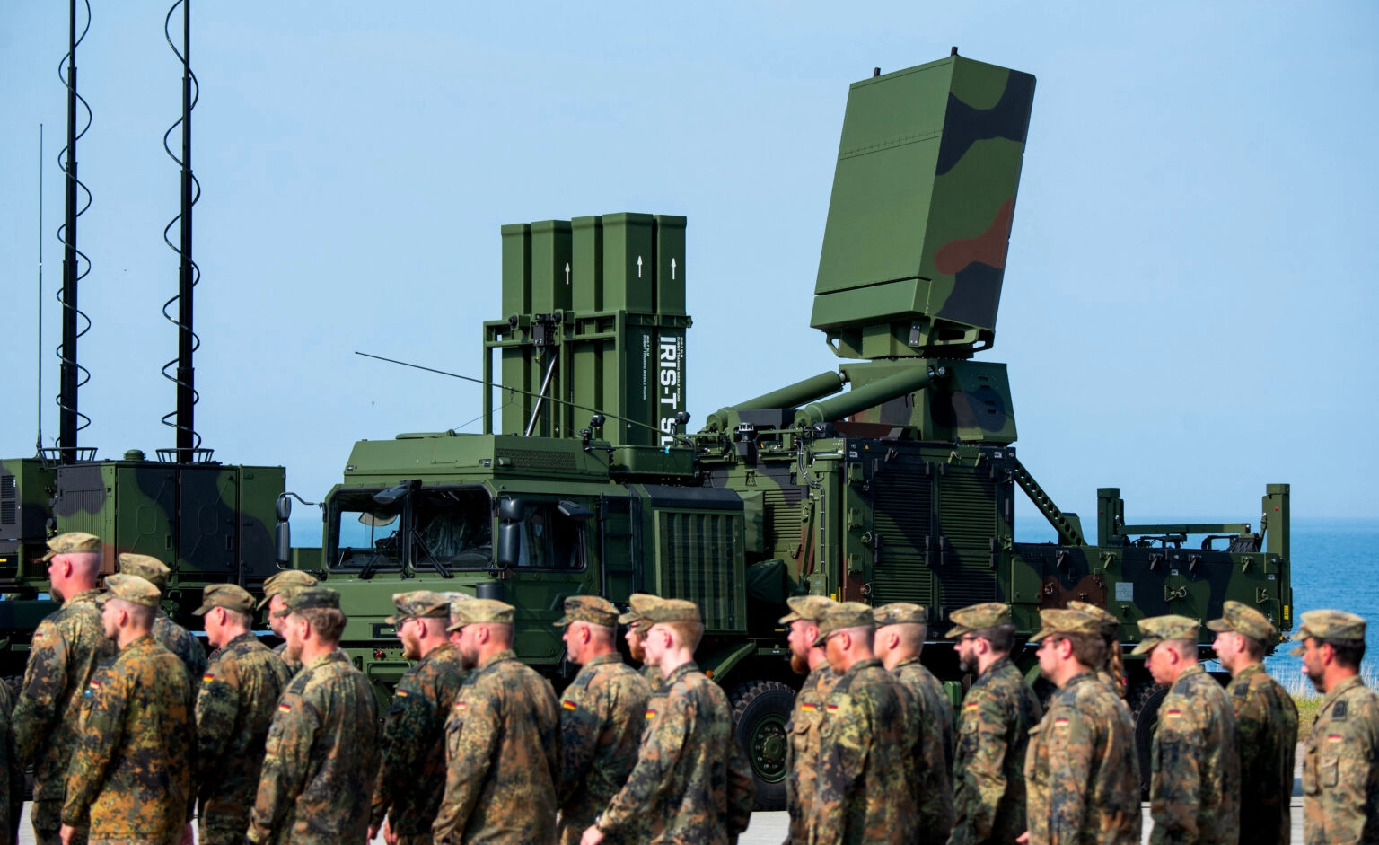 NATO: Srbija treba sama odlučiti kakve odnose želi imati s NATO-om